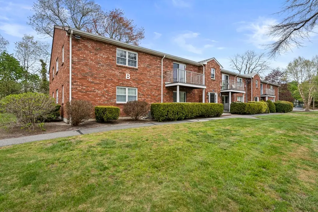 6 Kingswood Dr #11, Abington, MA 02351 - #1