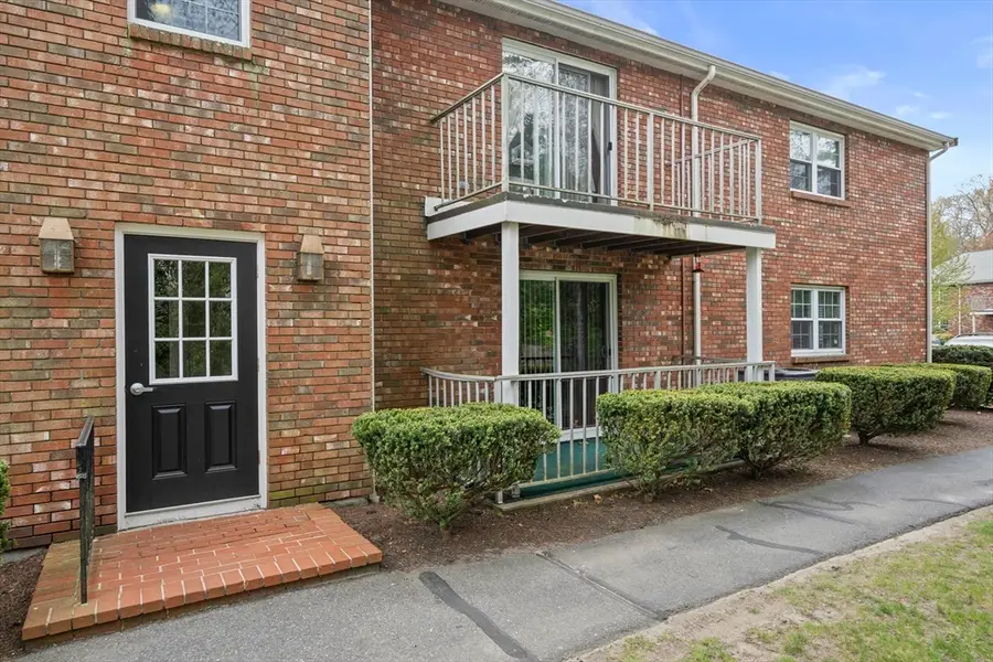 6 Kingswood Dr #11, Abington, MA 02351 - #3