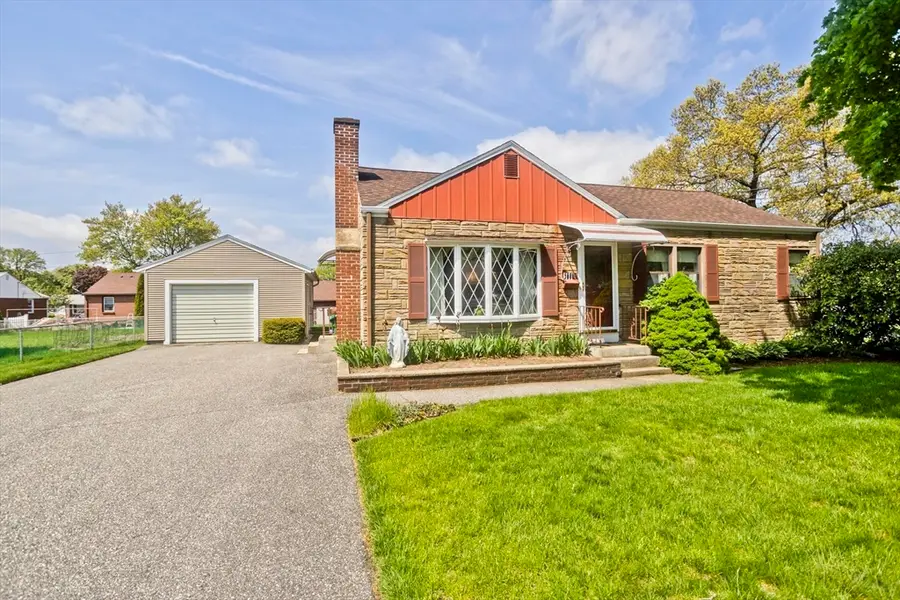111 Woodcrest Circle, Chicopee, MA 01020 - #2