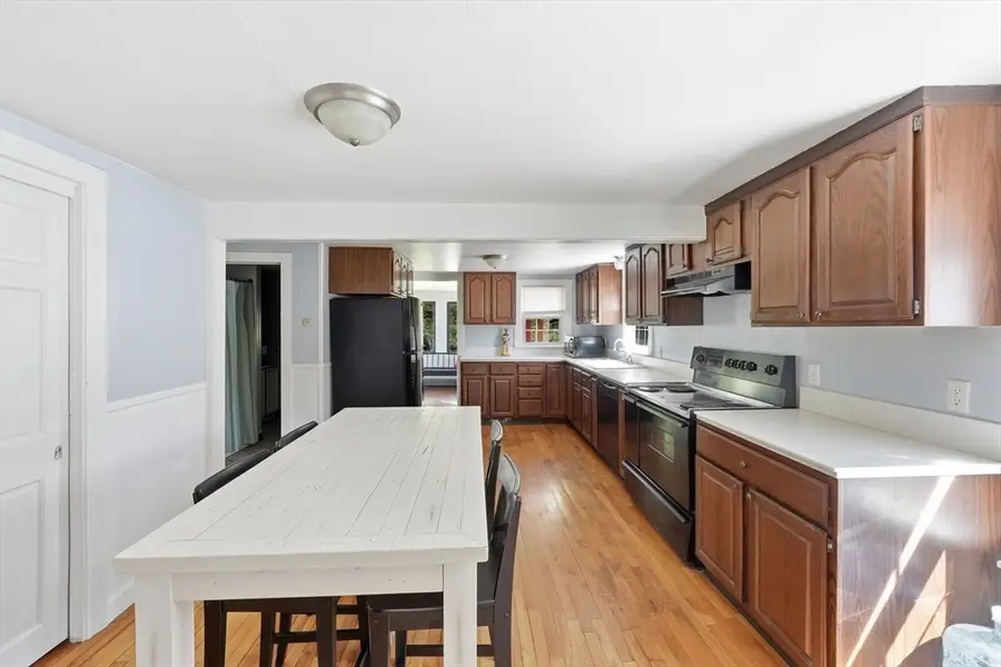 609 Willard St, Leominster, MA 01453 - #2