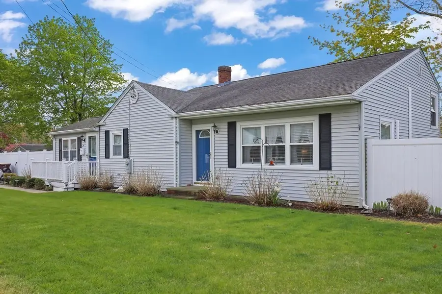 34 Harbeck St, Acushnet, MA 02743 - #2