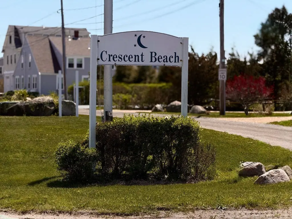 17 Island St, Mattapoisett, MA 02739 - #1