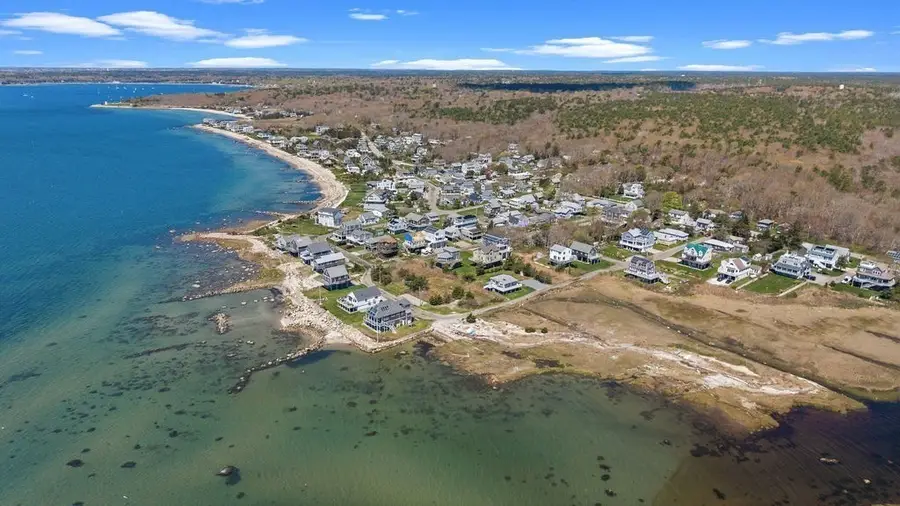 17 Island St, Mattapoisett, MA 02739 - #2