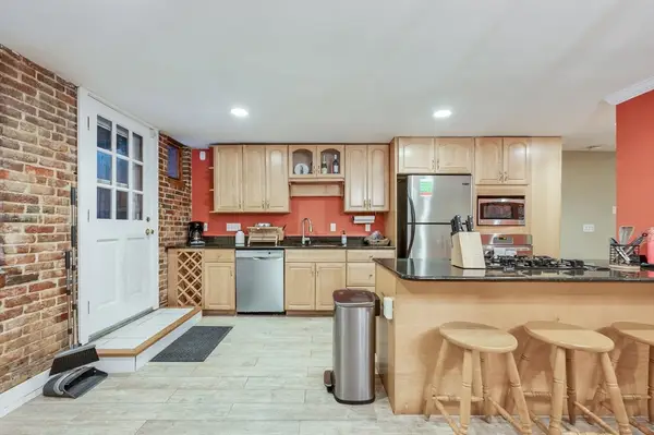 26 Dartmouth Street #1, Boston, MA 02116