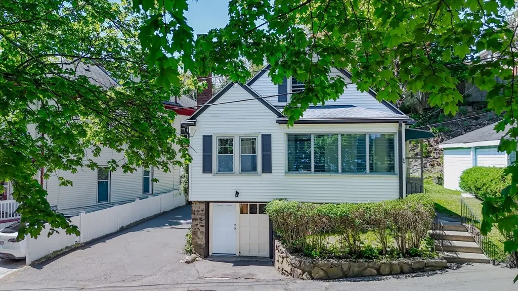 56 Raddin Grove Ave, Lynn, MA 01905 - #1