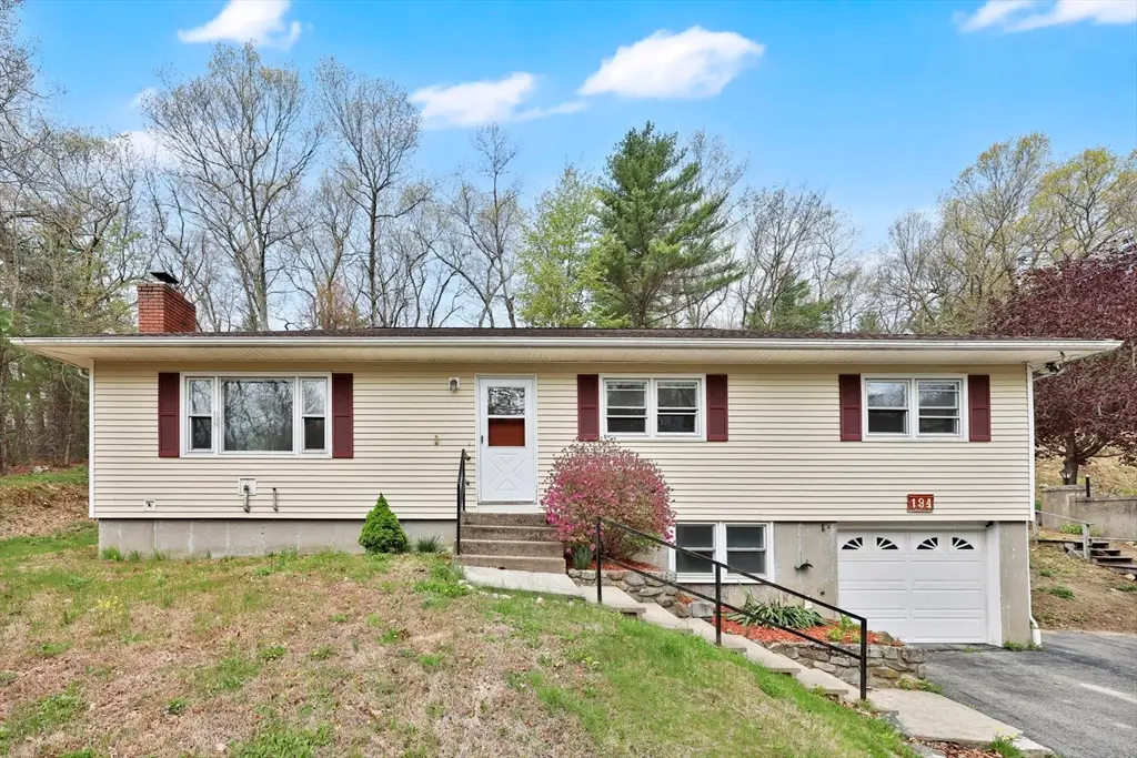 194 Breckenridge St, Palmer, MA 01069 - #1