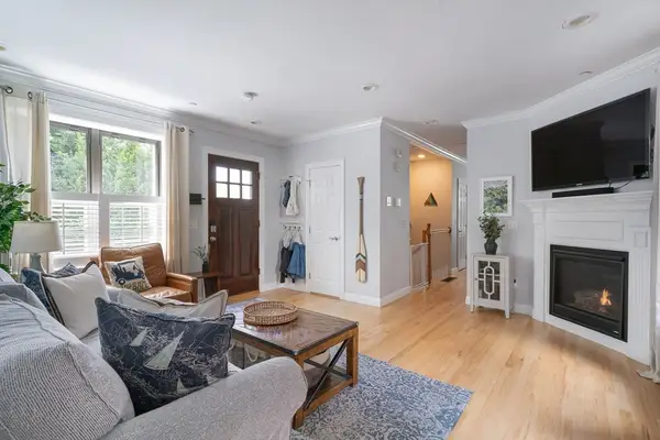 35 Rutherford Ave #1, Boston, MA 02129
