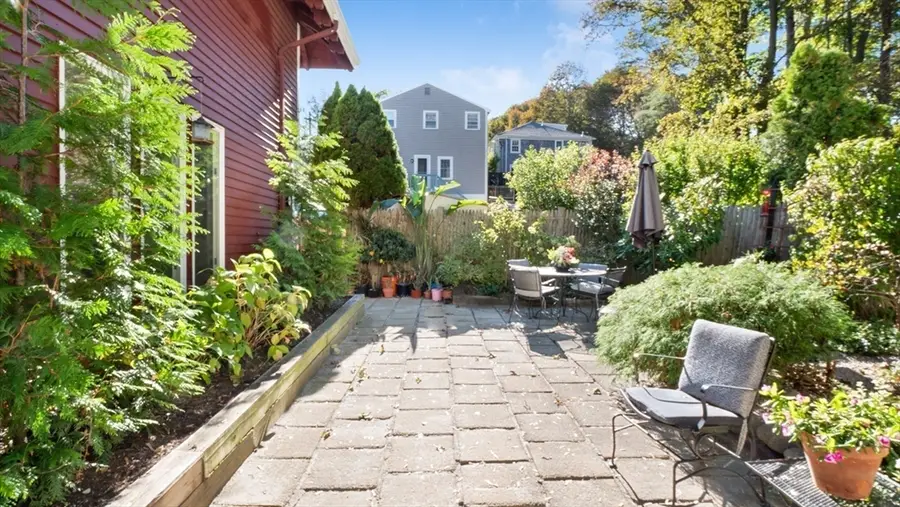 4 Coffin Court, Newburyport, MA 01950 - #3