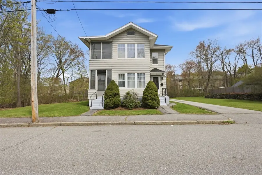 17 Upland Ave, Webster, MA 01570 - #3