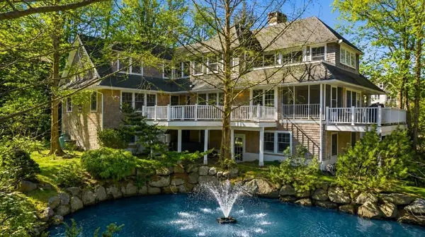 23 Whittier Road, Marblehead, MA 01945