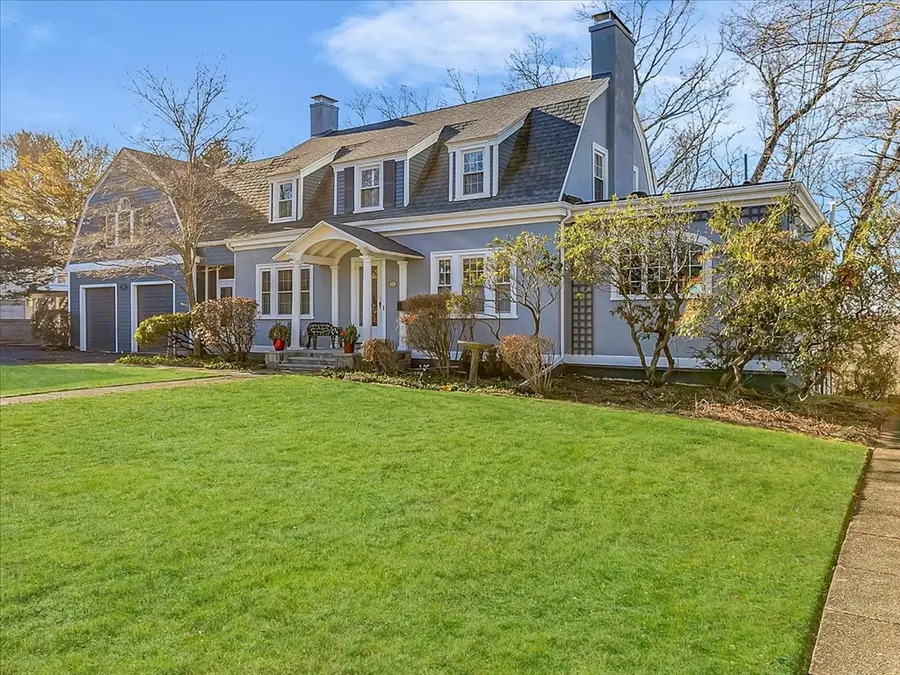 243 Upland Ave, Newton, MA 02461 - #3
