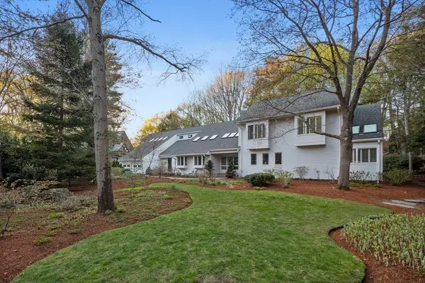 1 Croftdale Rd, Newton, MA 02464