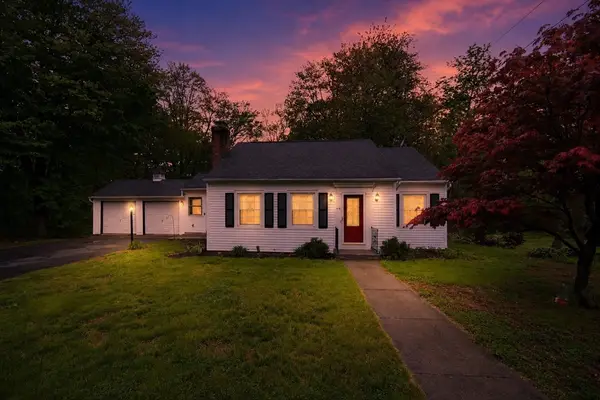 616 Cooley St, Springfield, MA 01128