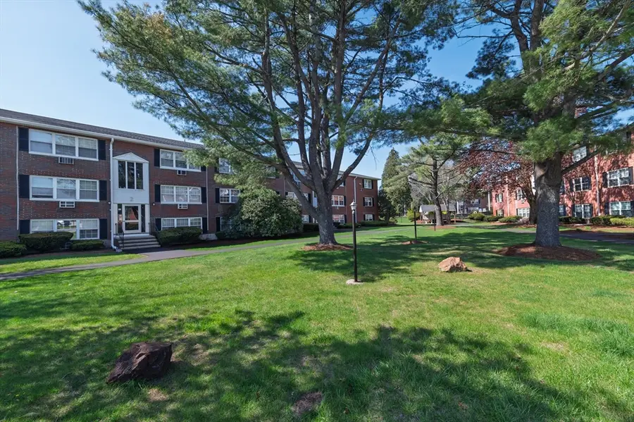 2 Tara Dr #11, Weymouth, MA 02188 - #2