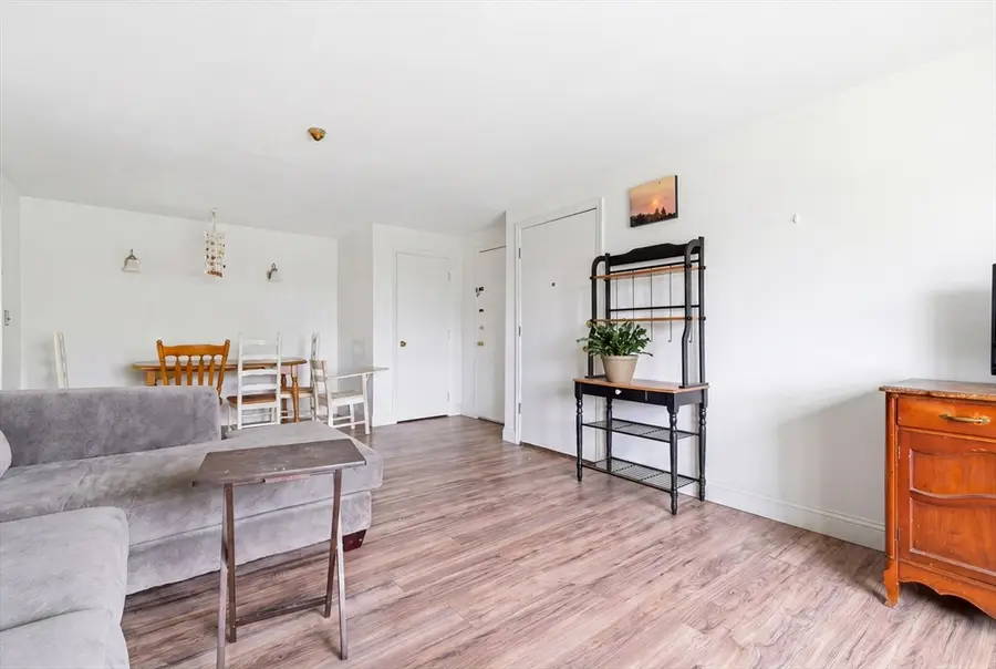 2 Tara Dr #11, Weymouth, MA 02188 - #3