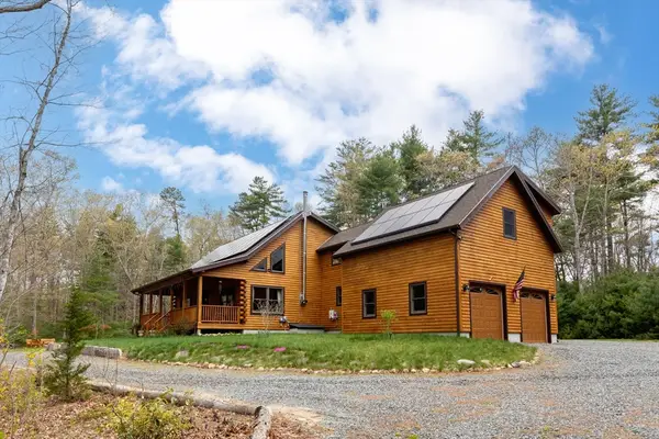 81 S Meadow Rd, Carver, MA 02330