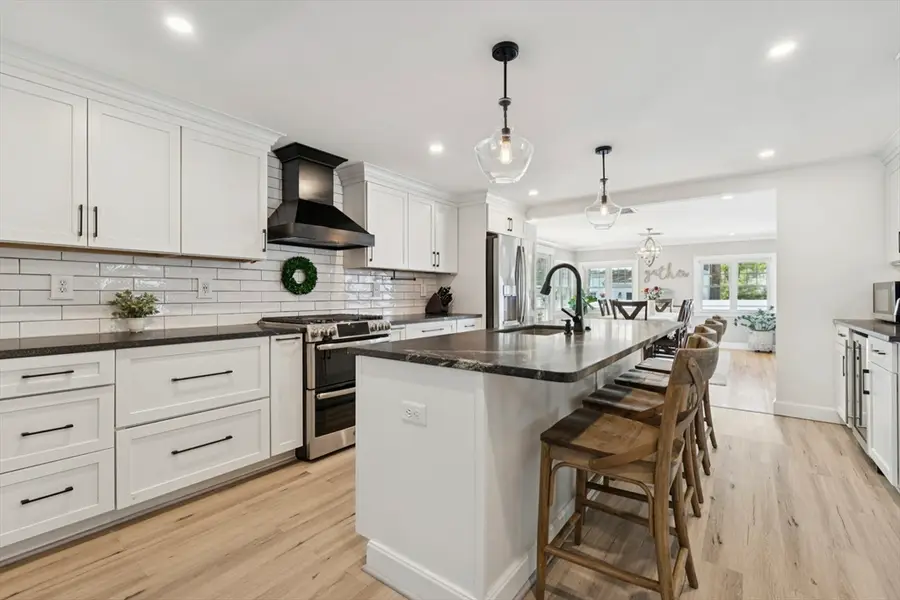 5 Plant Ave, Hudson, MA 01749 - #3