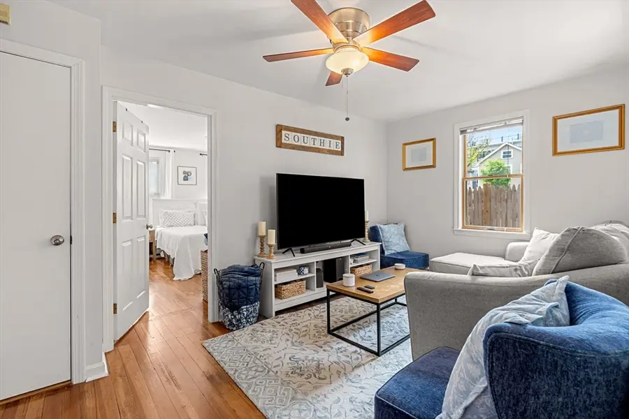 652 E 2nd St, Boston, MA 02127 - #2