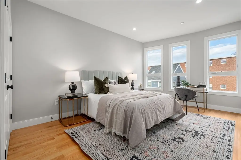 123-125 Centre St #TH6, Boston, MA 02124 - #1