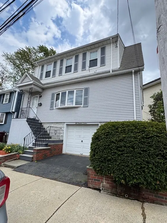 2 Rosedale Ave, Everett, MA 02149