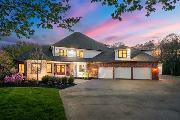 22 Spring Mdws, South Hadley, MA 01075