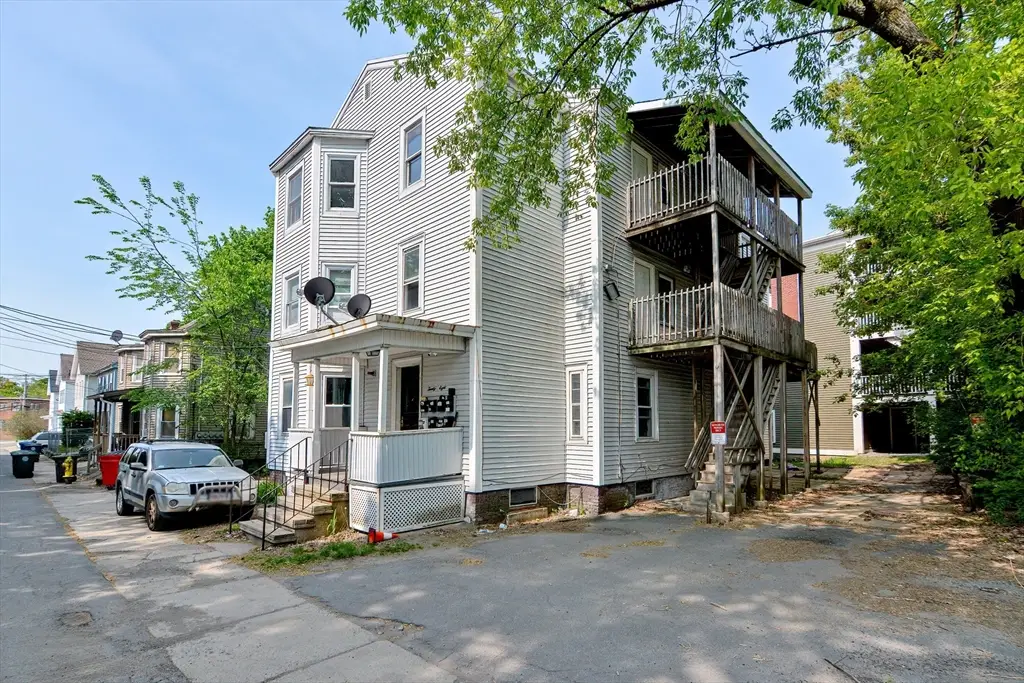28 Prescott St, Leominster, MA 01453 - #1