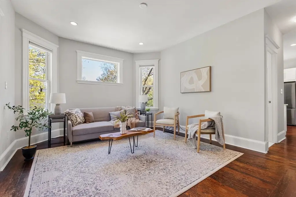 34 Catherine St #6, Boston, MA 02131 - #1