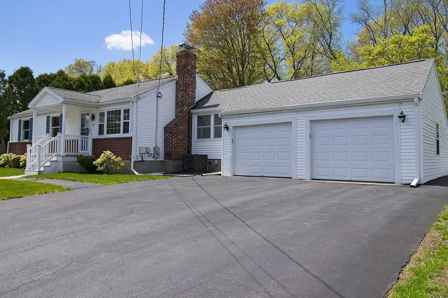 31 Brierwood Rd, Braintree, MA 02184 - #3