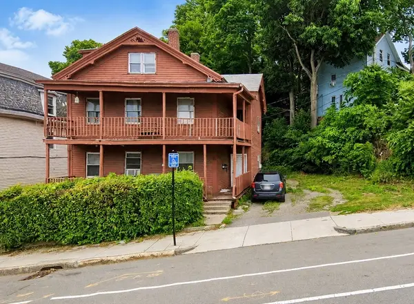 9 Winthrop, Worcester, MA 01604