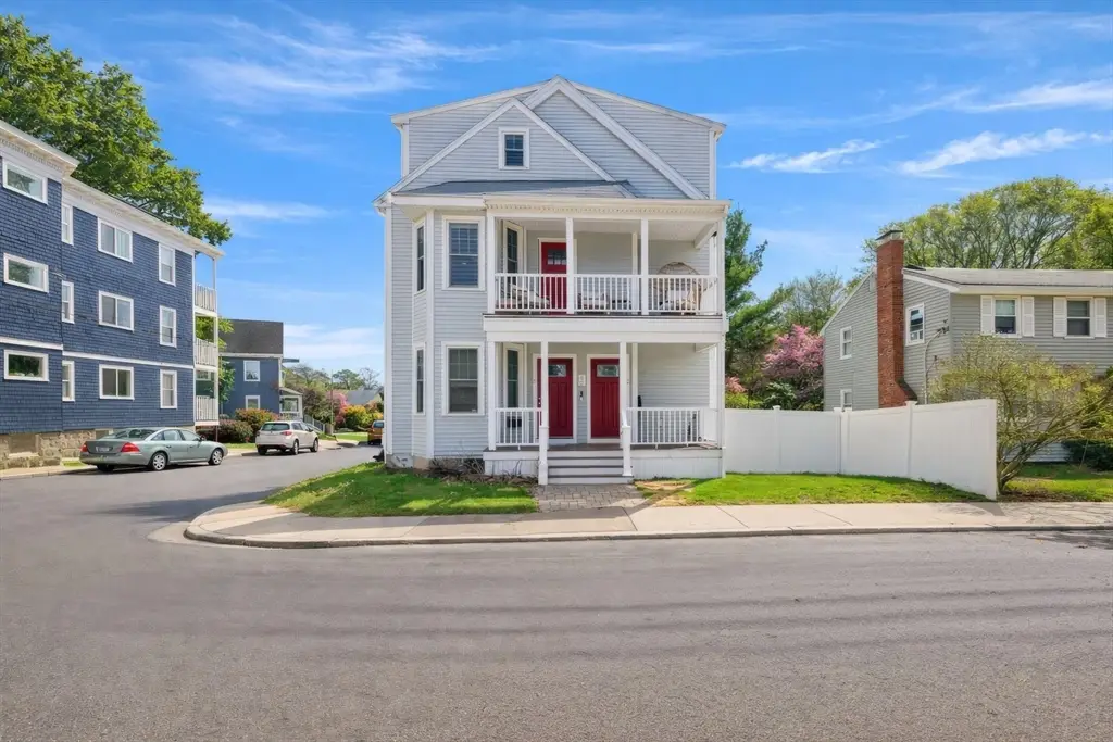 40 Catherine #TWO, Boston, MA 02131 - #1