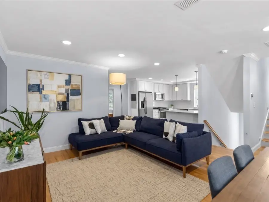 40 Catherine #TWO, Boston, MA 02131 - #3