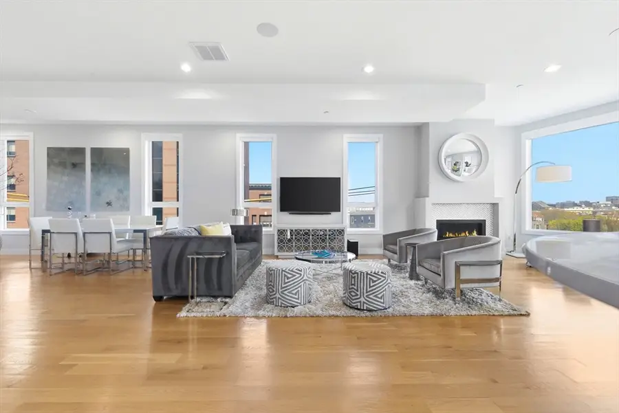 469 E 4th St #2, Boston, MA 02127 - #2