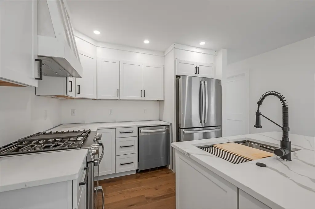 36 Belvidere Rd, Haverhill, MA 01830 - #1
