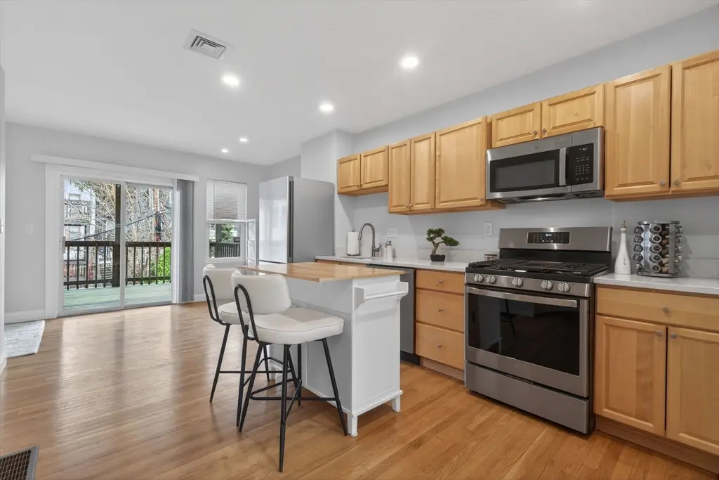 116 Trenton St #2, Boston, MA 02128 - #1
