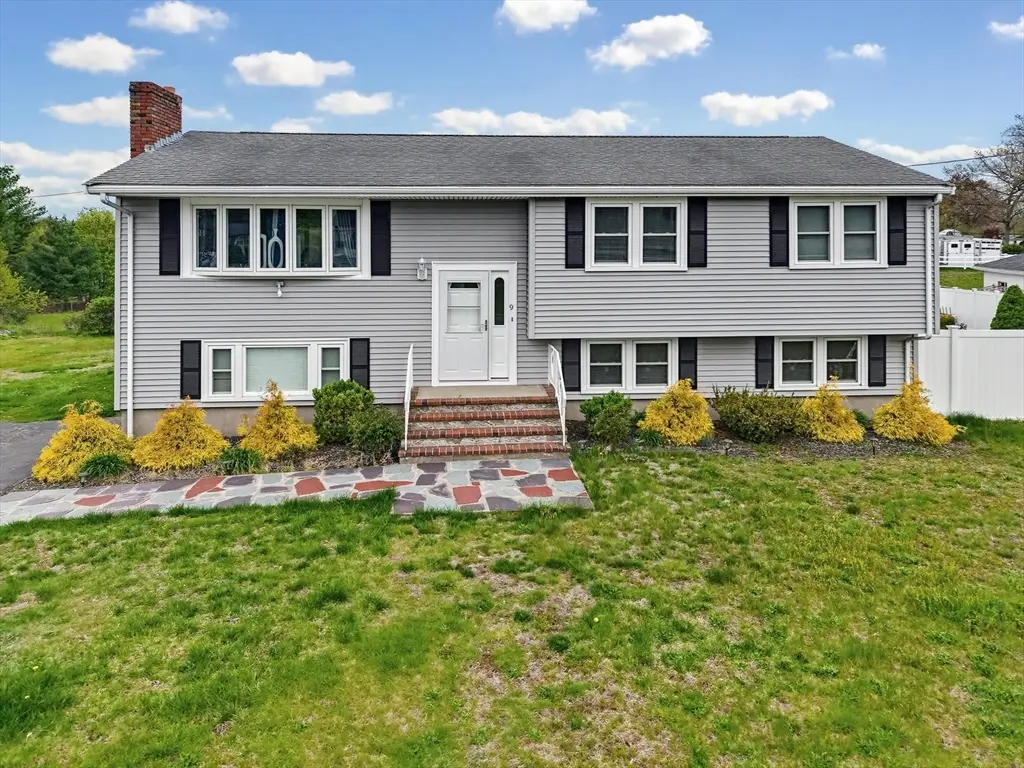9 Denise Dr, Randolph, MA 02368 - #1