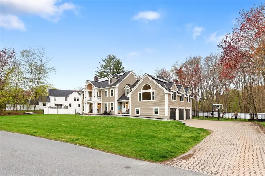 4 Fairway Dr, Andover, MA 01810 - #3