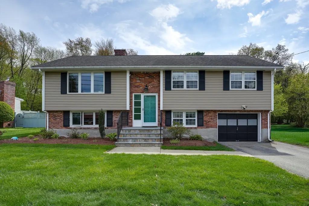7 Parliament Lane, Woburn, MA 01801 - #1