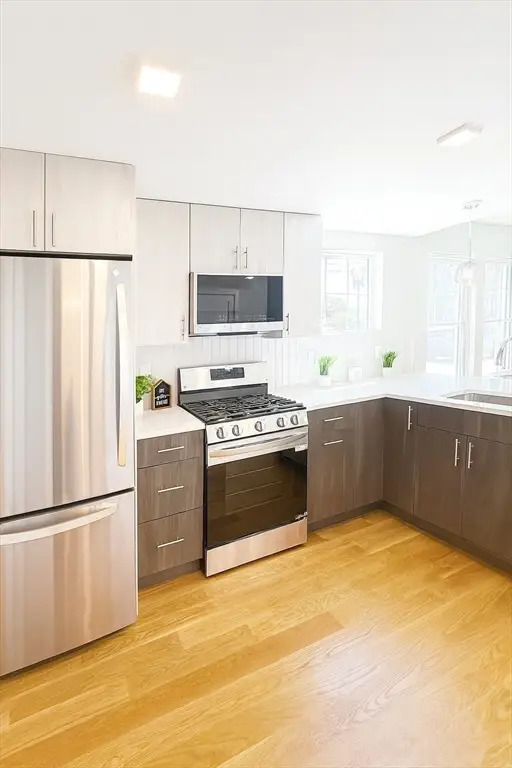 98 Prescott St #3a, Boston, MA 02128 - #3