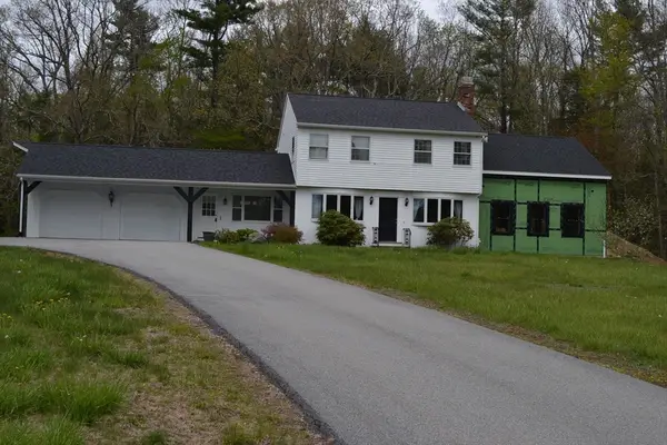 230 West St, Paxton, MA 01612