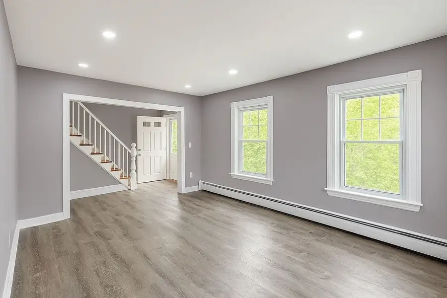 5 Lyman St, Worcester, MA 01603 - #2