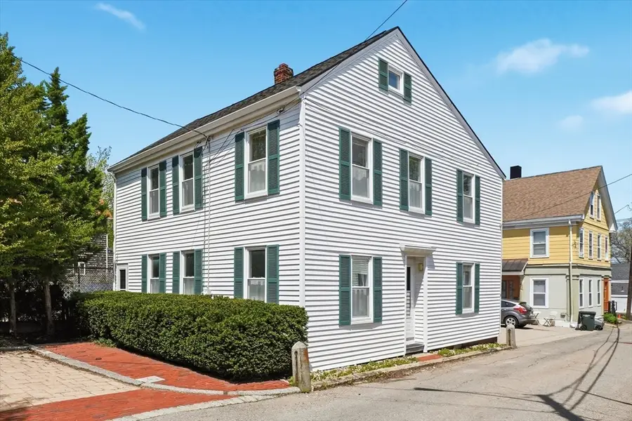 8 Vernon Ct, Newburyport, MA 01950 - #3