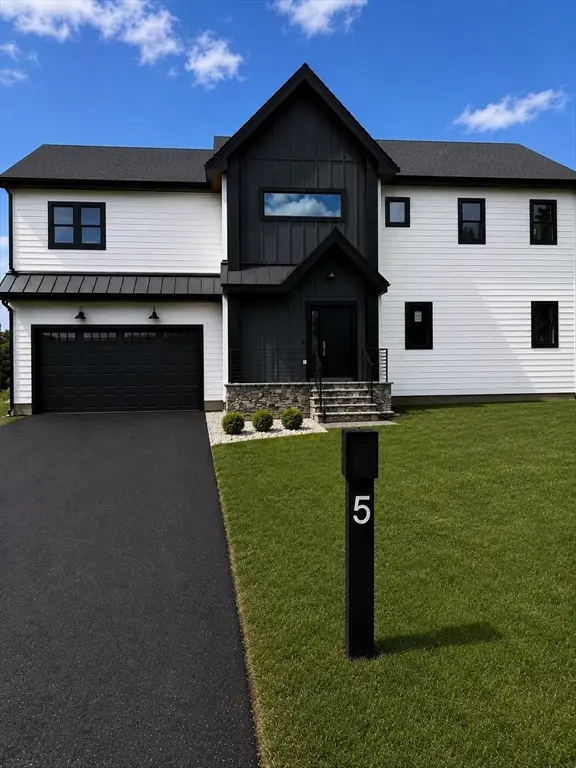 5 Haven Lane, Wayland, MA 01778