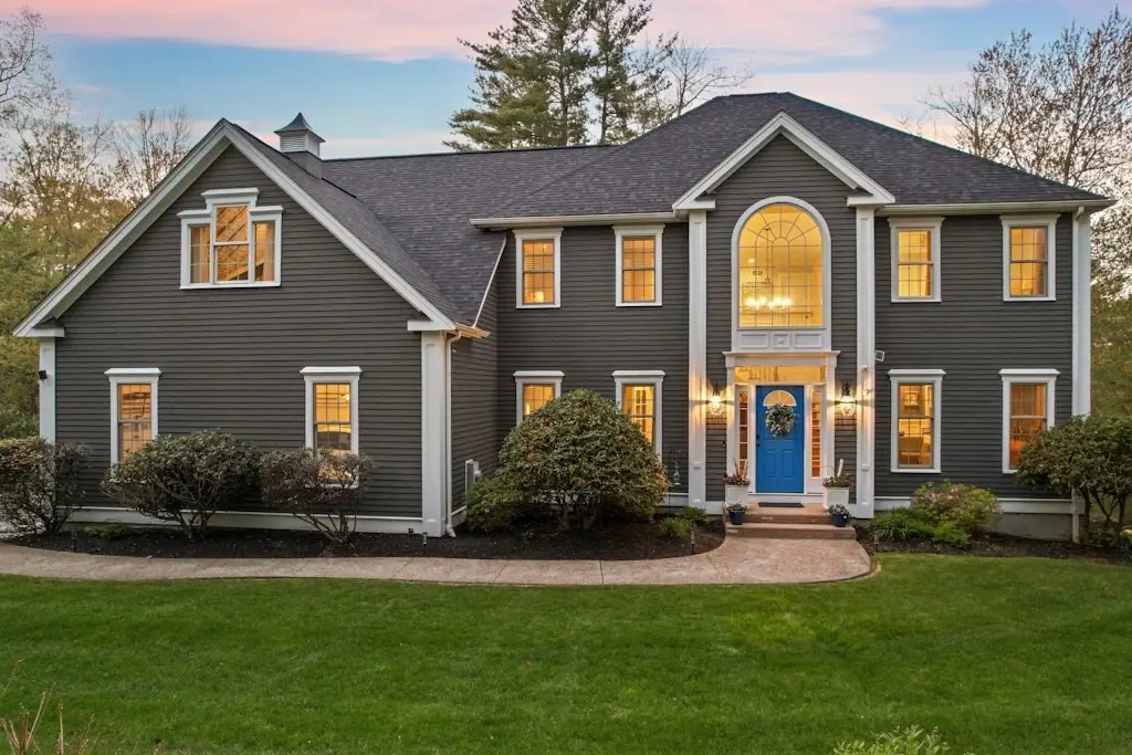 4 Fieldstone Ct, Grafton, MA 01519 - #1
