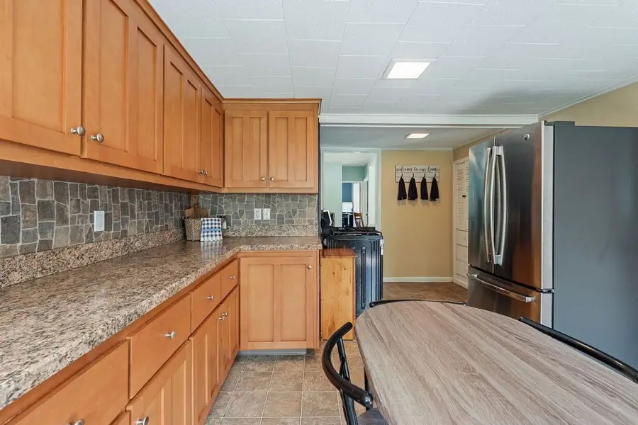 19 Elane, Methuen, MA 01844 - #3