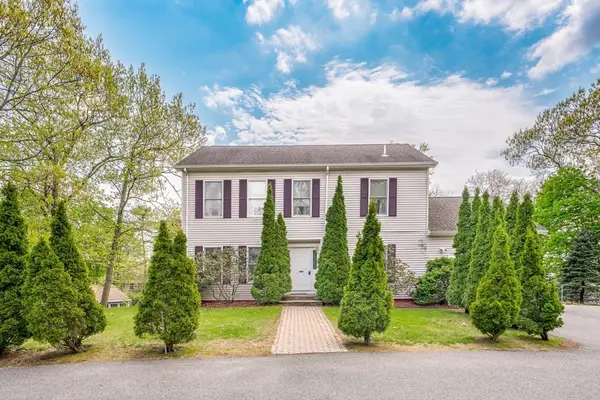 19 Pinehurst Ave, Saugus, MA 01906