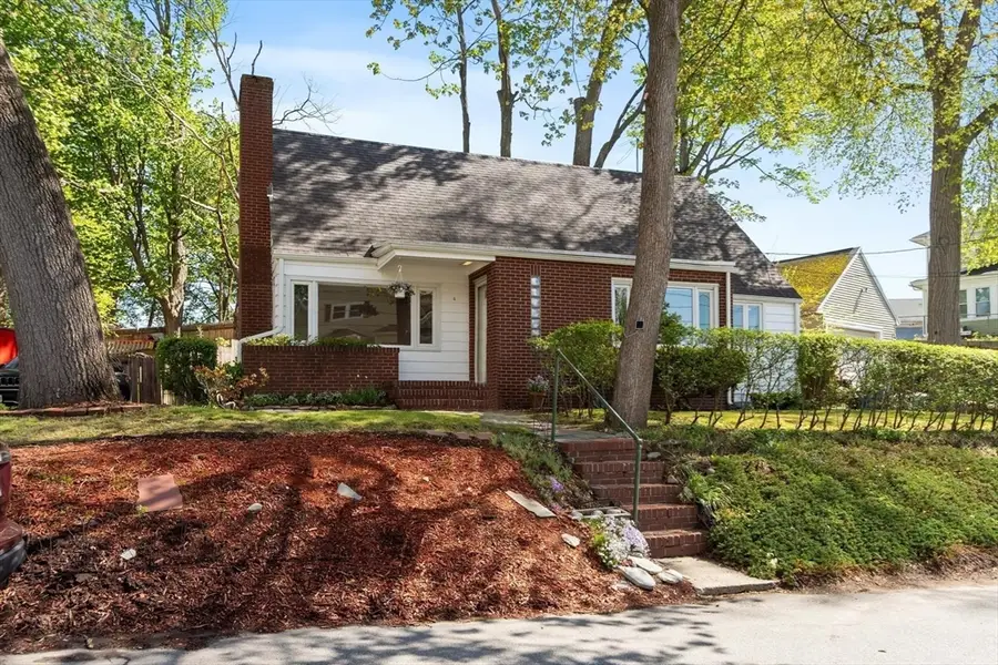 4 Bicknell Terrace, Lawrence, MA 01841 - #2