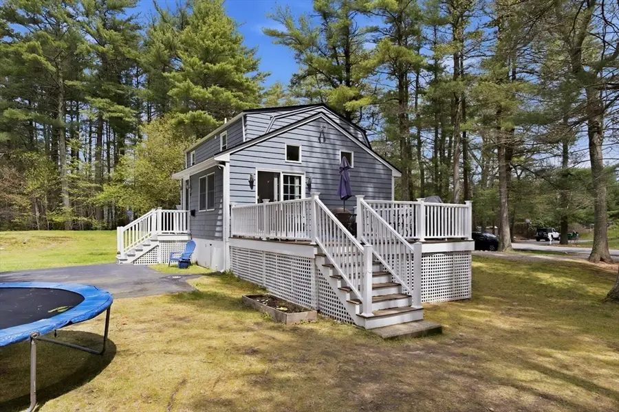 117 Pelham St, Pembroke, MA 02359 - #3