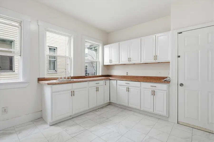 52 Hamilton Ave, Lynn, MA 01902 - #2