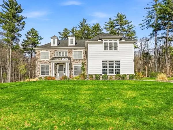 60 Chamberlain Street, Hopkinton, MA 01748