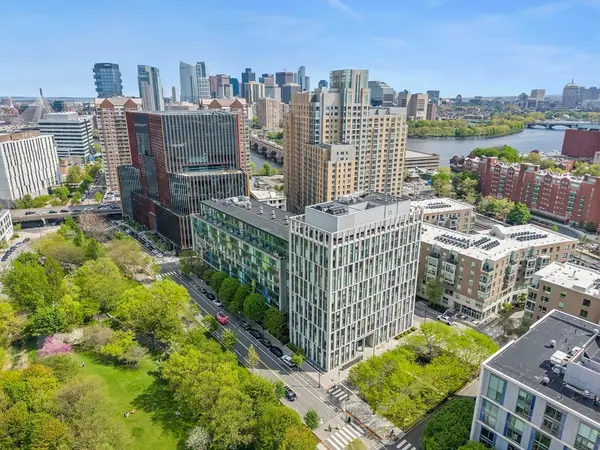 2 Earhart St #308, Cambridge, MA 02141